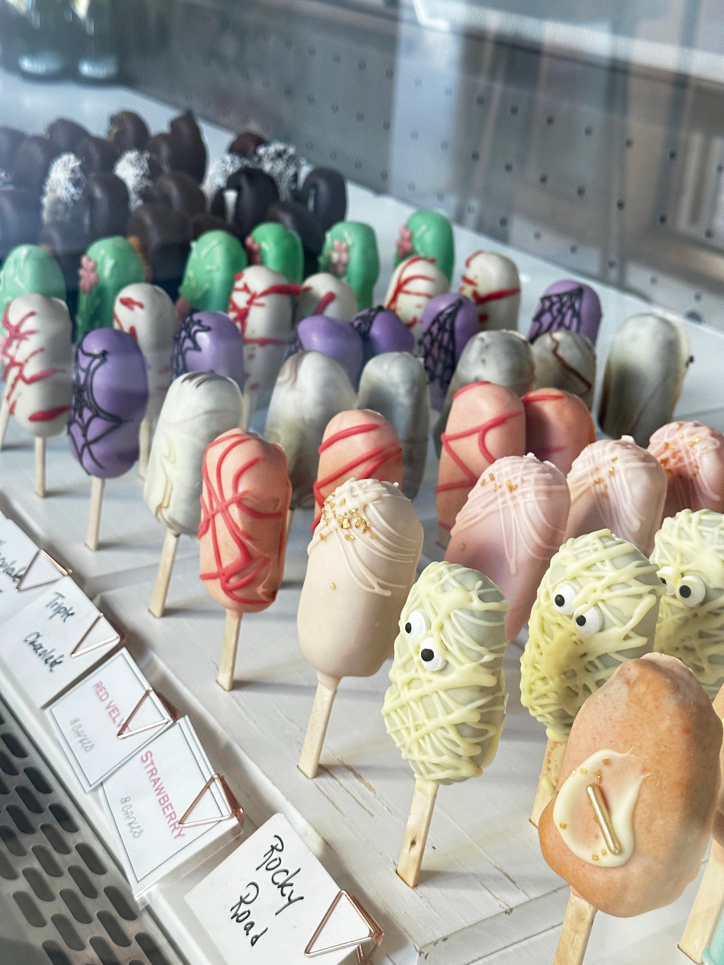 Halloween Theme Cakesicle (Weekly Variety Pack)