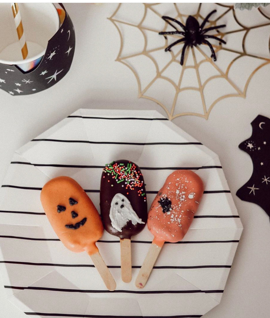 Halloween Theme Cakesicle (Weekly Variety Pack)
