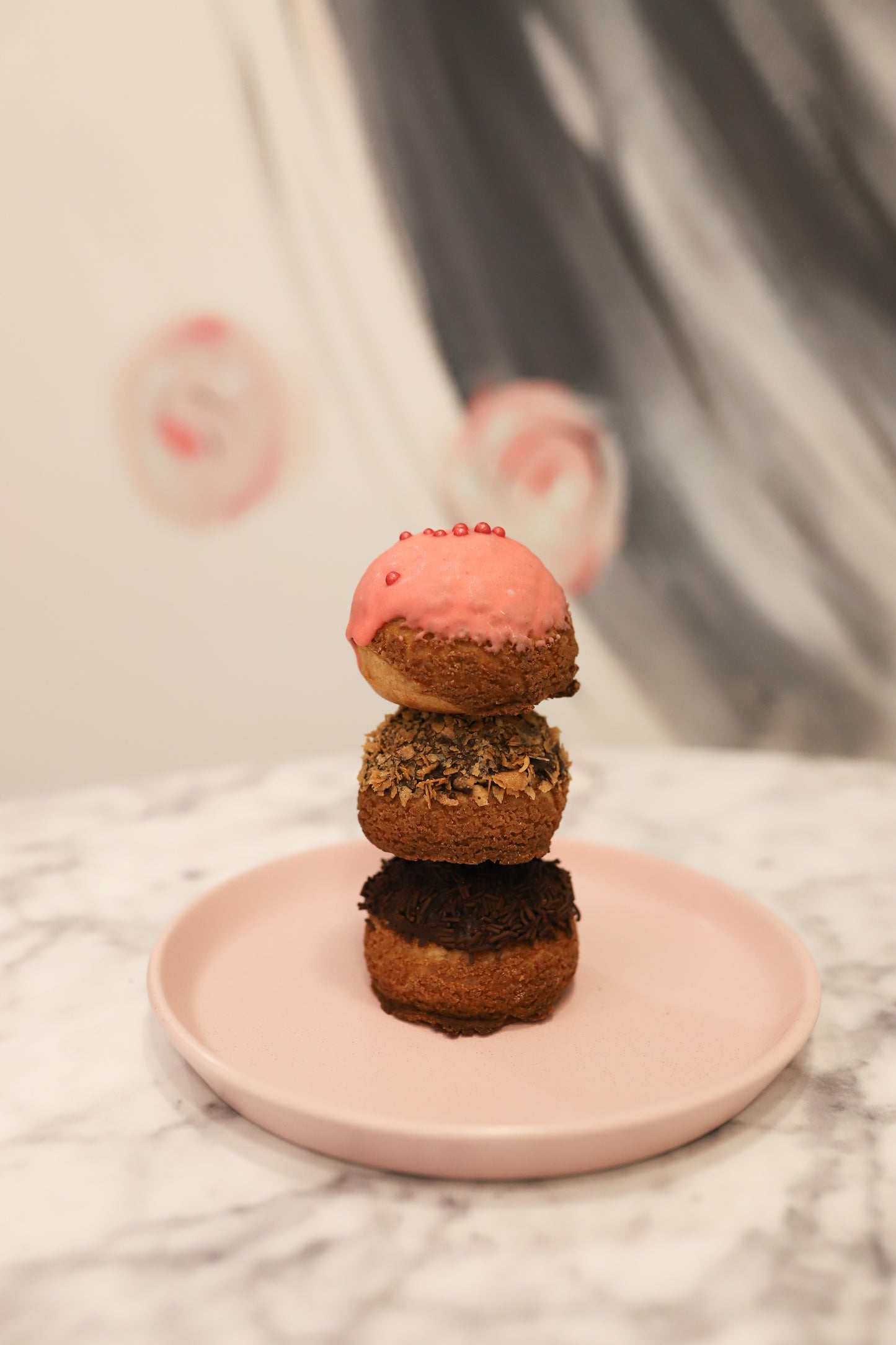 Calgary Cream Puffs ( Box of 6) | Viral Desserts & Pastries – 8 Cakes