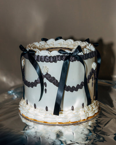 Customizable Cakes Menu