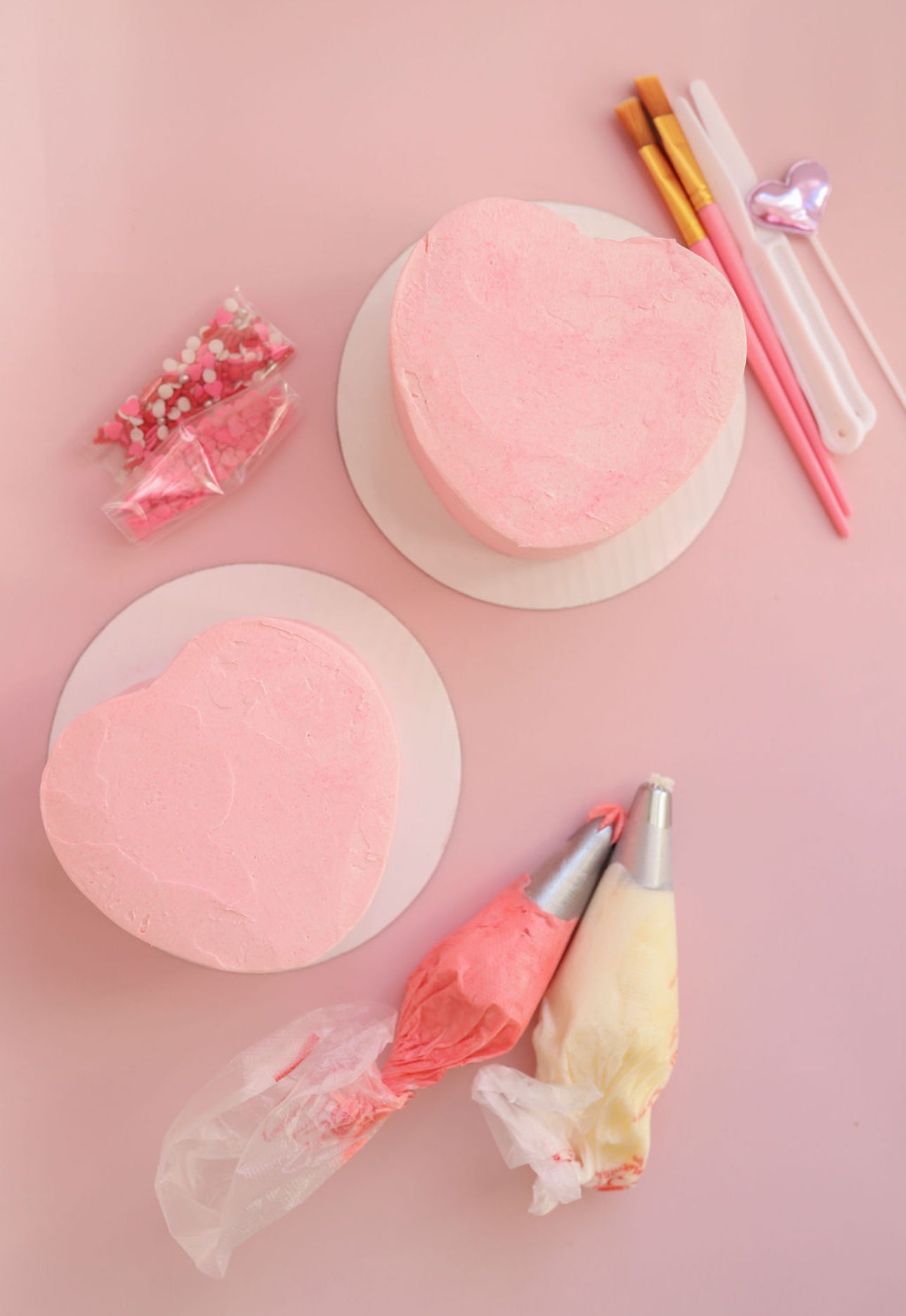 Valentine Paint-A-Cake Experience / TAKE HOME EDITION