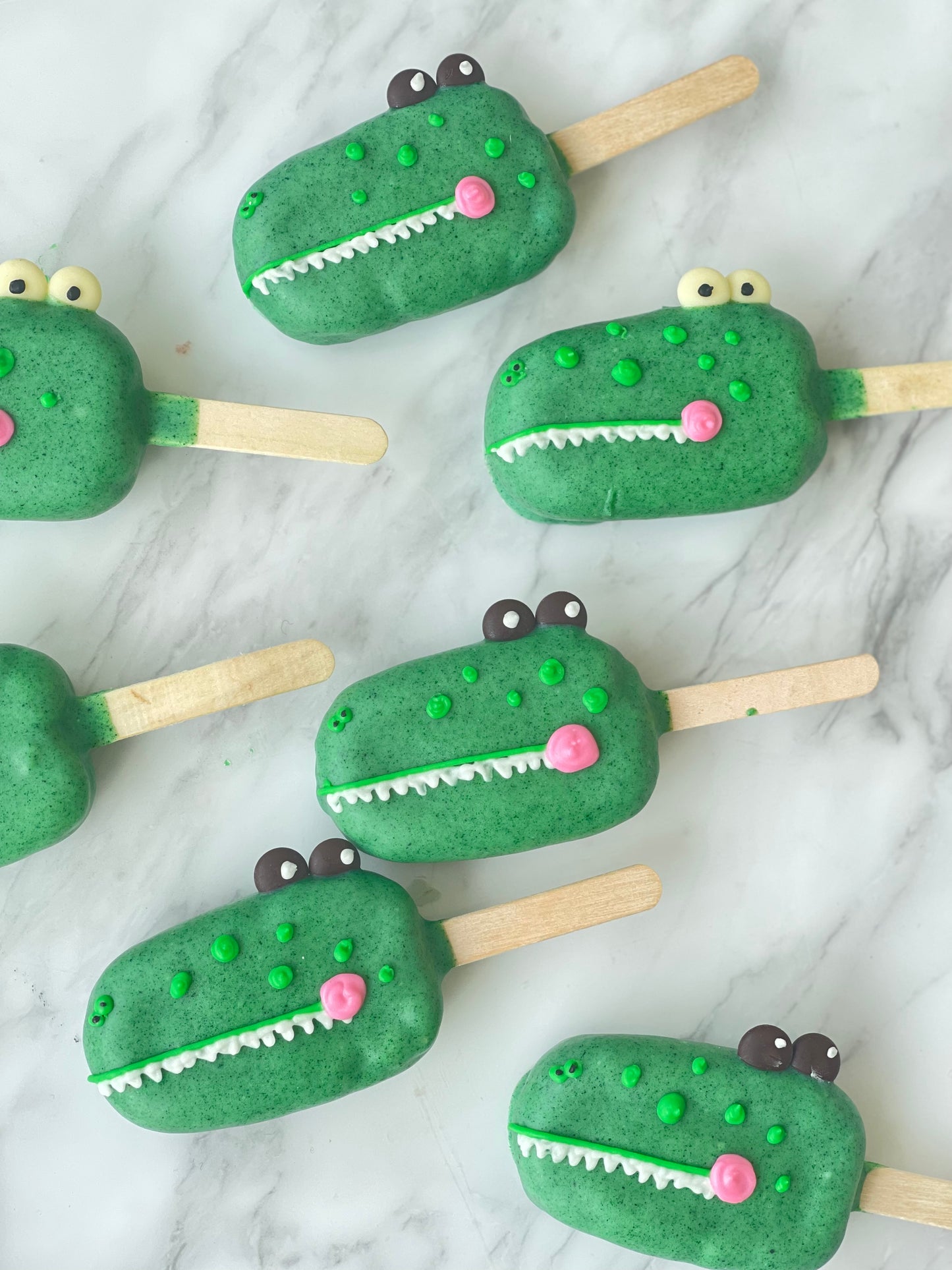 Cakesicle (Crocodile)